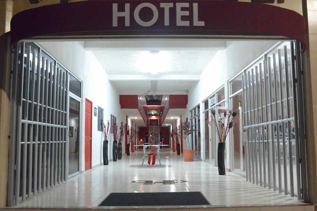 Hotel Plaza Providencia Ixtapa  Εξωτερικό φωτογραφία