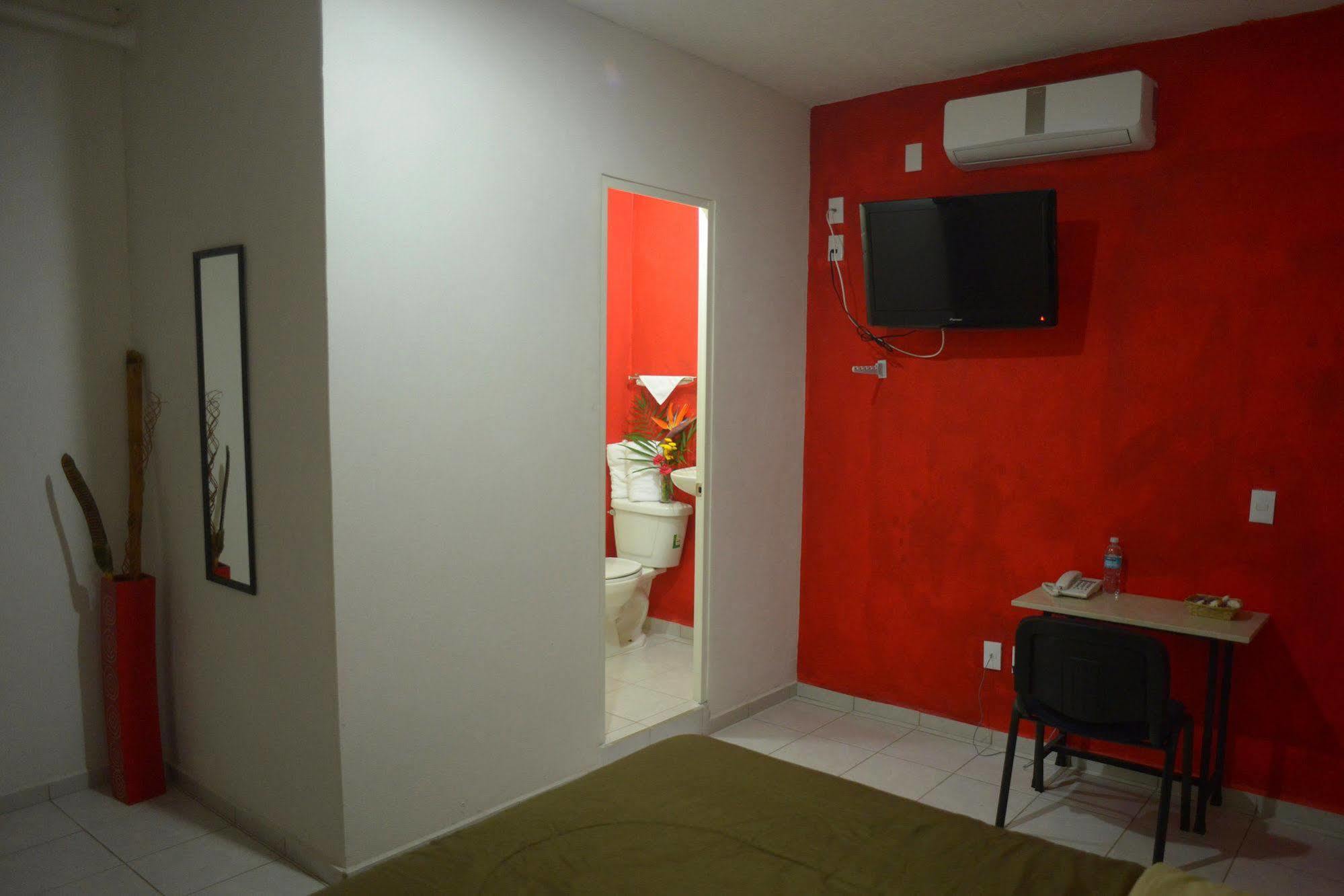 Hotel Plaza Providencia Ixtapa  Εξωτερικό φωτογραφία